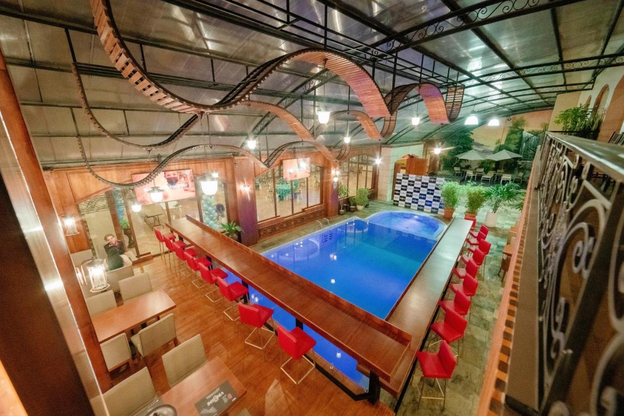 Grand Victoria Boutique Hotel Loja Bagian luar foto