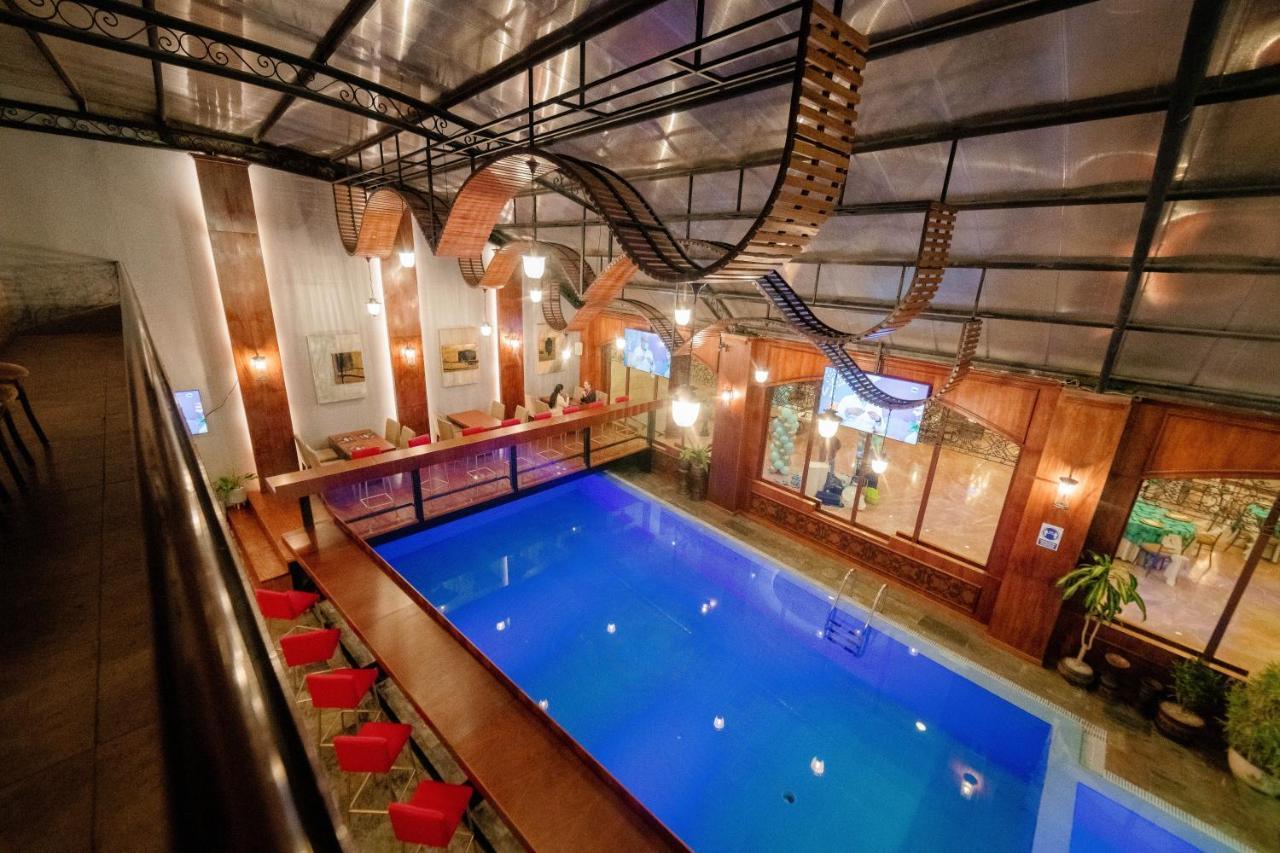 Grand Victoria Boutique Hotel Loja Bagian luar foto