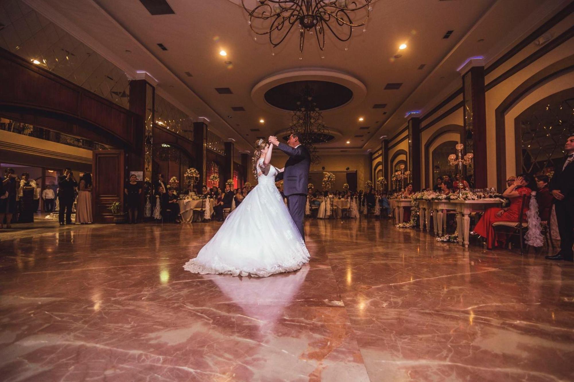 Grand Victoria Boutique Hotel Loja Bagian luar foto